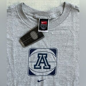 Vintage Nike Arizona wildcats t shirt